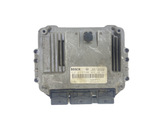 Calculateur 0281011275 8200305678 8200269879 Renault Bosch 61350