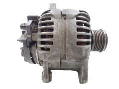 Alternateur Renault 8200390676 0124525081 150A Bosch Alternateur Renault 8200390676 0124525081 150A Bosch