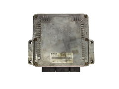 Calculateur 0281010819 8200039569 8200166362 Renault Bosch 18052