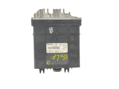 Calculateur 1H0907311L 0261203318/319 VW Bosch 