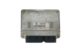 Calculateur 03E906033L 5WP40194 05 VW Siemens 39183