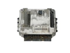 Calculateur 0281012770 8200527713 8200631577 Renault Bosch 38903