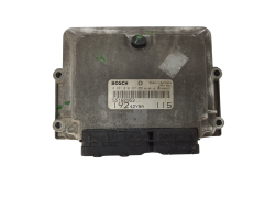 Calculateur 55182953 0281010337 19242YBA Fiat Bosch 3674