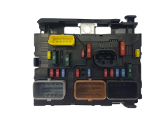 Calculateur BSM-L03-00 9659741780 PSA Delphi 1759 Calculateur BSM-L03-00 9659741780 PSA Delphi 1759