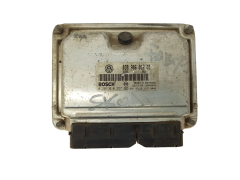Calculateur 038906012CE 0281010257 Skoda VW Bosch 15428