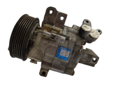 Compresseur De Climatisation Citroen Peugeot C1 107 6453RJ DKV-06R 88310-0H010-C Compresseur De Climatisation Citroen Peugeot C1 107 6453RJ DKV-06R 88310-0H010-C