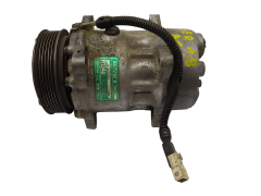Compresseur De Climatisation Citroen Peugeot SD7V16 1106F Sanden 7124 Compresseur De Climatisation Citroen Peugeot SD7V16 1106F Sanden 7124