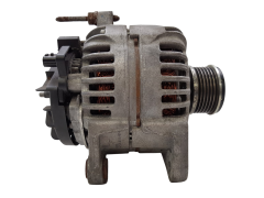 Alternateur Renault 231008578R 124425093 120A 1.5 DCI Bosch Alternateur Renault 231008578R 124425093 120A 1.5 DCI Bosch
