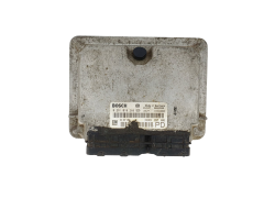 Calculateur Opel 24417169 0281010268 Bosch GM 42396