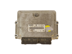 Calculateur 55198058 0281011553 Fiat Bosch 30838