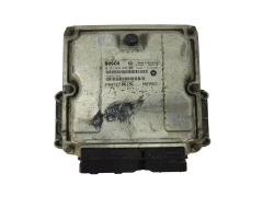 Calculateur P04727661AC 0281010290 Chrysler Bosch 13723