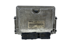 Calculateur 55185365 0281010332 41AAA Alfa Romeo Bosch 50096