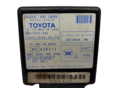 Calculateur Moduł Toyota 89741-52020 619825-000 Tokai Rika