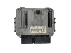 Calculateur Opel 55560810 0281012694 8980135190 Bosch GM 53308