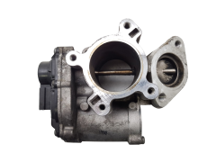 Soupape  Egr Renault 8200693739 8200327011 2.0 DCI