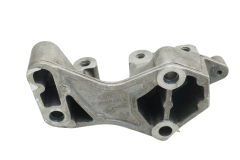 Support Moteur 8200140428 2.2 dci Renault Laguna 2