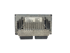 Calculateur Renault S126027101B 8200623620 8200563399 Siemens 57382
