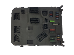 Calculateur BSI E02-00 S118085210D 9645747480 PSA Siemens 2074