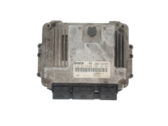Calculateur 0281011275 8200305678 8200269879 Renault Bosch 34292
