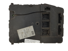 Calculateur UCH N2 8200525384 S118400150D Renault Siemens 1392