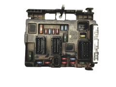 Calculateur BSM-B4 PSA 9643498780 T118470004J Siemens 23642 Calculateur BSM-B4 PSA 9643498780 T118470004J Siemens 23642