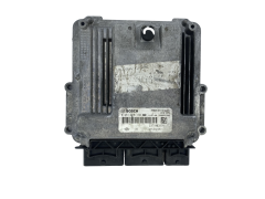 Calculateur 237100323R 237101472R 0281018132 Renault Bosch