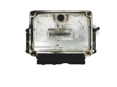 Calculateur 0281010442 8200126983 8200049306 Renault Bosch 24512