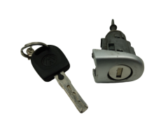 Serrure De Porte Gauche Avant VW Golf 4 1U0837167C /168C Serrure De Porte Gauche Avant VW Golf 4 1U0837167C /168C