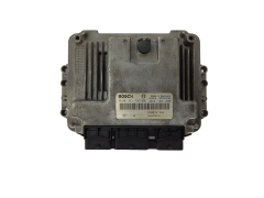 Calculateur 0281011549 8200391966 8200370779 Renault Bosch 18548