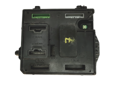 Calculateur BCM X95 284B17882R S180098101D Renault Continental 21360