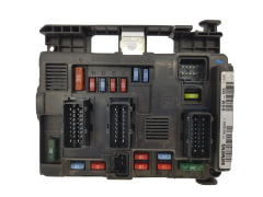 Calculateur BSM -B3 T118470003I 9643498880 PSA Siemens 1355