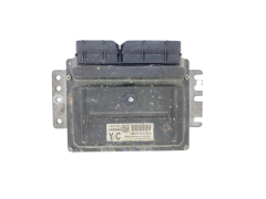 Calculateur MEC37-320 F2 YC  Nissan Hitachi 59657