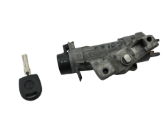 Commutateur D’allumage VW Golf 4 Passat 4B0905851C 4B0905849 1383