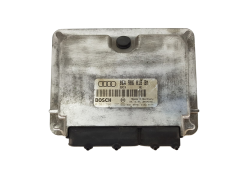 Calculateur 06A906018BM 0261206127 Audi Bosch 3092