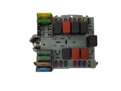 Boîtier Fusibles Fiat 46796539 0046796539057657 Boîtier Fusibles Fiat 46796539 0046796539057657