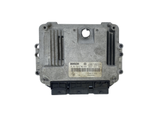 Calculateur 0281012769 8200391966 8200558304 Renault Bosch 60364