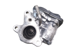 Soupape  Egr 147109869R 147103921R 2.3 dCi Master 3 Movano B 2
