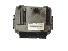 Calculateur 0281011776 8200391966 8200386508 Renault Bosch 22474