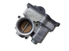 Boitier Papillon D’admission Nissan RME45-01 SERA576-02 Hitachi 1491