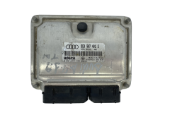 Calculateur 8E0907401S 0281011435 Audi Bosch 52449