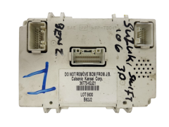 Calculateur Moduł Suzuki 36770-62J21 Calsonic Kansei