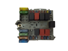Boîtier Fusibles Fiat 46796539 0046796539057657 Delphi 20027 Boîtier Fusibles Fiat 46796539 0046796539057657 Delphi 20027
