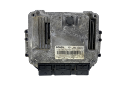 Calculateur 0281011432 8200311550 8200311553 Renault Bosch 48422