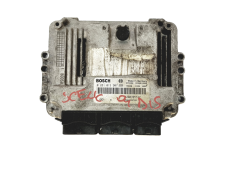 Calculateur 0281013907 8200705747 8200705748 Renault Bosch 22099 Calculateur 0281013907 8200705747 8200705748 Renault Bosch 22099