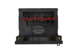 Calculateur Audi 8P0907279K F005V00584 H54/S2501 Bosch