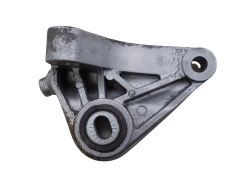 Fixation, Support Opel Corsa D 13130725 633374681 Fixation, Support Opel Corsa D 13130725 633374681