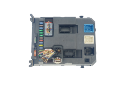 Calculateur 9666952080 BSI X02-00 PSA Valeo 40139 Calculateur 9666952080 BSI X02-00 PSA Valeo 40139