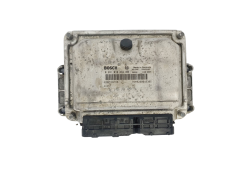 Calculateur 0281010442 8200199726 8200049306 Renault Bosch 45803