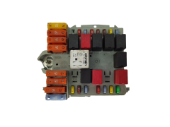 Boîtier Fusibles Fiat 51738102 0051738102057657 19876
