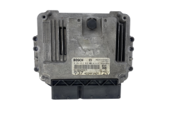Calculateur 51806557 0281012882 4D34A3AEM Alfa Romeo Bosch 50618